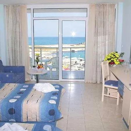 Dolphin Marina 3*